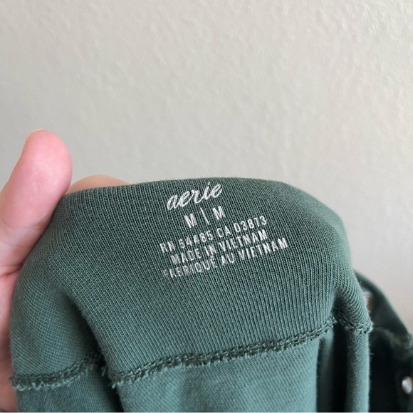 Aerie Green Oversized Hoodie Sweatshirt Athleisure Womens Size Medium - Picture 5 of 7